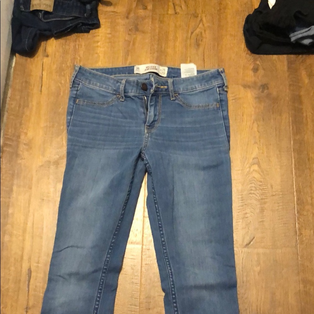 Hollister jeans